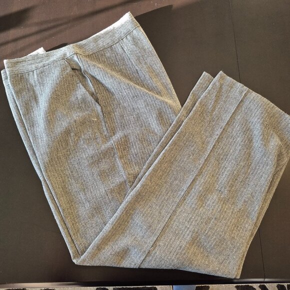 JustFab Gray Wide Leg Dress Pants - Picture 1 of 8